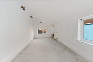 Photo 19- click for photo gallery